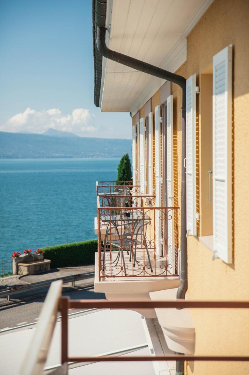 Auberge De Rivaz Екстериор снимка